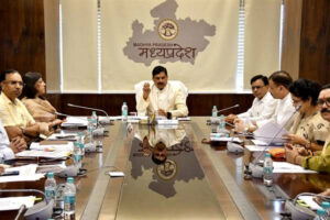 Resolve pending cases related to scholarship immediately